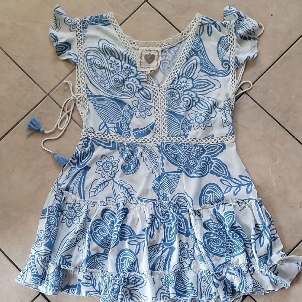 Z&L Paisley Lace Ruffle Sleeves Lace Trim Side Tassel V-neck Mini 2 Tier SZ L